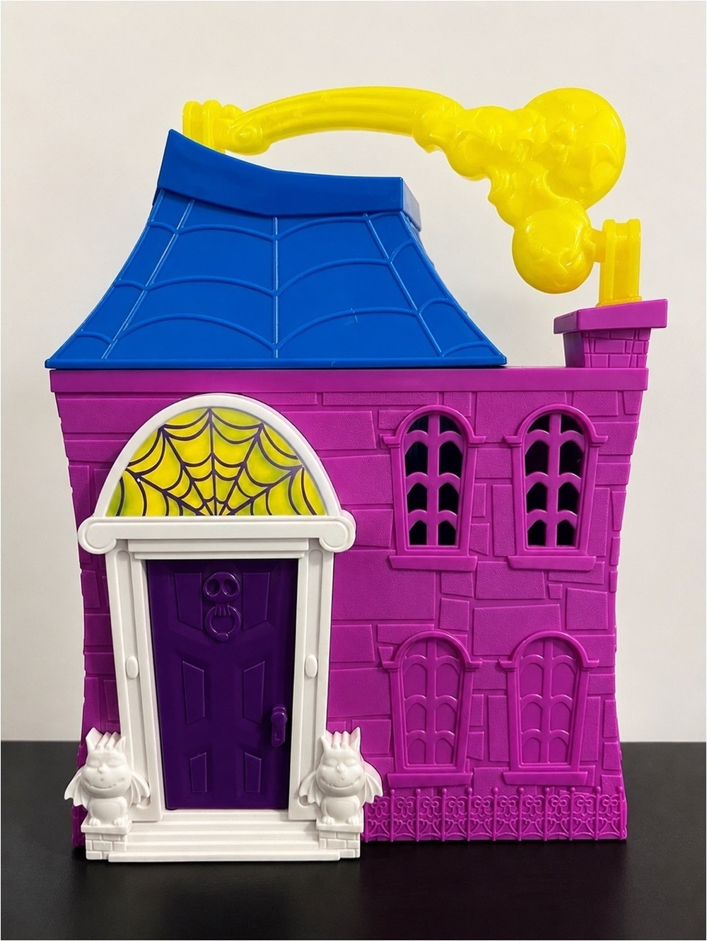 Monster High Haunted House Playset Dollhouse Purple Pink Ghost House